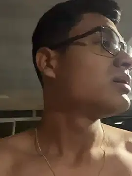 ThiagoVega  online show from May 10, 2026, 3:44 am