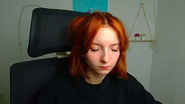 Butterfly Milly online show from April 15, 2026, 11:39 am