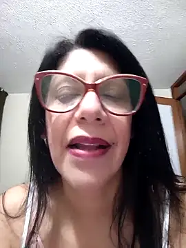SamanthaRosse01  online show from April 7, 2026, 10:59 am