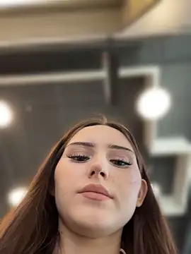 AnitaFly online show from April 9, 2026, 10:53 am