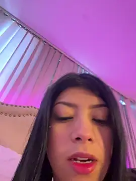 Snapshot of emilydolly_ chatting on March 31, 2026, 12:05 pm emilydolly online show from March 31, 2026, 12:05 pm