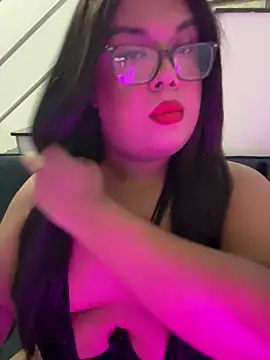 NicoleBBigAss online show from May 10, 2026, 2:50 am