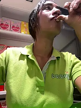 Snapshot of ANNIE_10- chatting on April 11, 2026, 5:17 pm ANNIE 10- online show from April 11, 2026, 5:17 pm