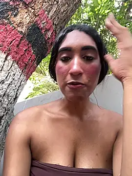 Snapshot of ANNIE_10- chatting on April 12, 2026, 5:07 pm ANNIE 10- online show from April 12, 2026, 5:07 pm