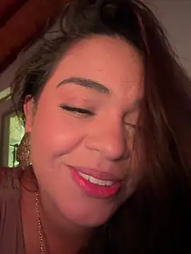 alana dantes  online show from June 13, 2026, 3:43 pm