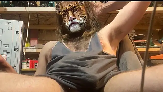 hairyhungnaughtyguy online show from June 15, 2026, 5:20 am