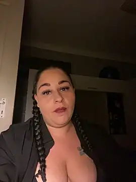 Szandra26 online show from June 3, 2026, 9:31 pm