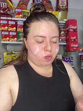 kitty  pinnk online show from April 29, 2026, 8:04 pm