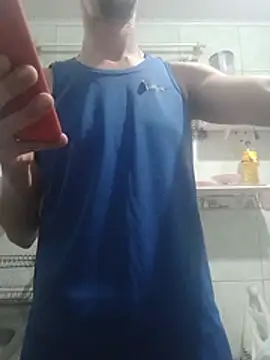 Rafaelmarqu3s online show from June 3, 2026, 5:43 am