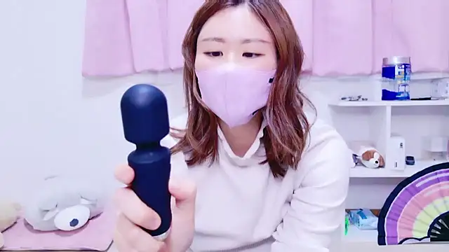 Iroha 1110 online show from April 11, 2026, 9:13 am