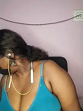 Snapshot of Tamil-Dhara chatting on August 1, 2026, 5:56 pm Tamil-Dhara online show from August 1, 2026, 5:56 pm