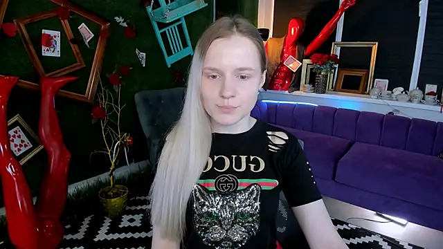 SherriButlers online show from May 11, 2026, 9:04 am
