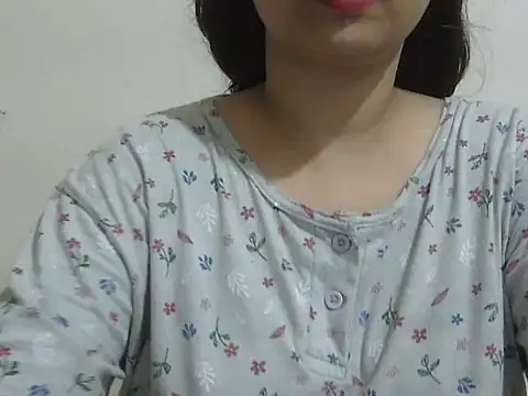 Snapshot of shivi_jaan chatting on July 6, 2026, 5:37 pm shivi jaan online show from July 6, 2026, 5:37 pm