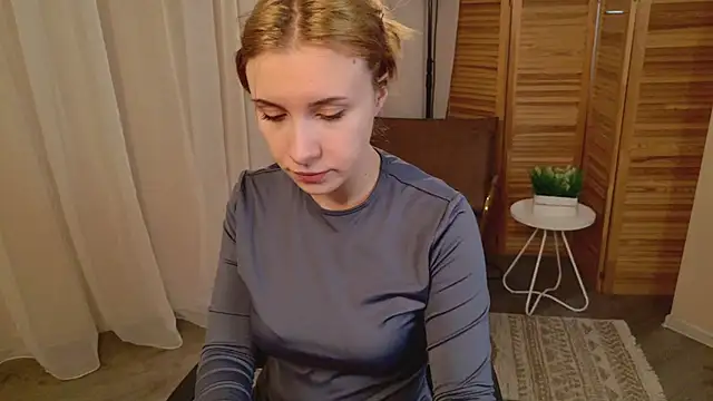 miraiakik online show from April 22, 2026, 1:12 pm