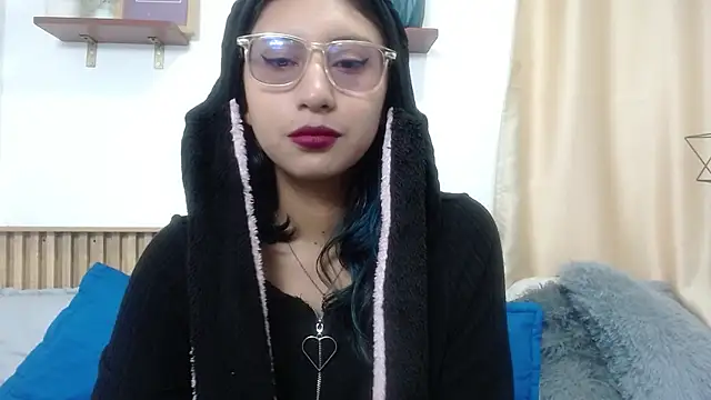 Violet 2003 online show from June 27, 2026, 2:34 pm