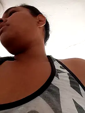 sexybronwgirl online show from March 31, 2026, 3:12 pm