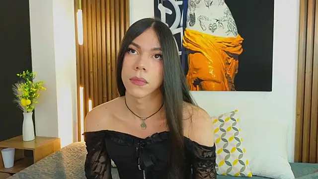 Sara cutie  online show from April 19, 2026, 8:00 pm