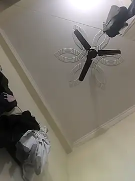 Snapshot of saura545 chatting on March 26, 2026, 2:50 am saura545 online show from March 26, 2026, 2:50 am