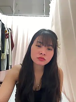 Snapshot of Naked-xx chatting on May 18, 2026, 4:07 am Naked-xx online show from May 18, 2026, 4:07 am