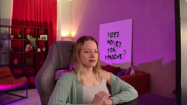 Snapshot of VireliaMoonfall chatting on April 15, 2026, 10:11 am VireliaMoonfall online show from April 15, 2026, 10:11 am