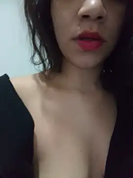 Snapshot of Morena__Florr chatting on July 21, 2026, 7:43 am Morena Florr online show from July 21, 2026, 7:43 am