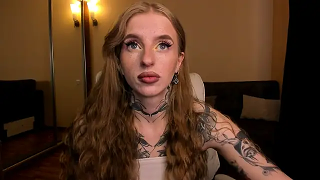 Snapshot of harley_kimm chatting on June 14, 2026, 5:20 am harley kimm online show from June 14, 2026, 5:20 am
