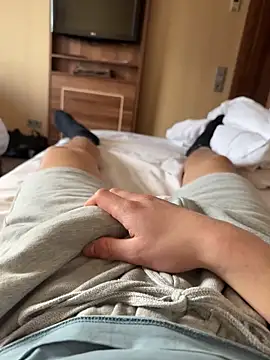 Snapshot of justin2787 chatting on March 26, 2026, 4:23 pm justin2787 online show from March 26, 2026, 4:23 pm