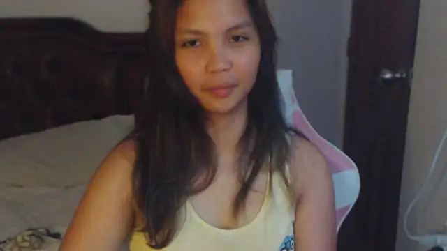 Snapshot of sweet_21_1 chatting on April 16, 2026, 9:39 pm sweet 21 1 online show from April 16, 2026, 9:39 pm