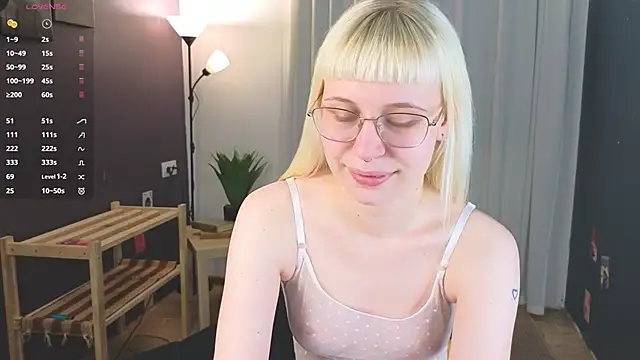 Snapshot of call_me_heaven chatting on May 24, 2026, 2:22 pm call me heaven online show from May 24, 2026, 2:22 pm