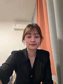Yang 218 online show from April 19, 2026, 7:18 am