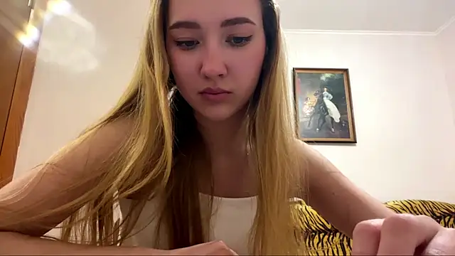 Liesenaniles online show from April 3, 2026, 3:04 am