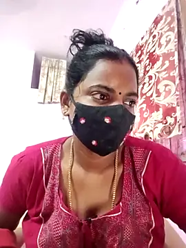 Snapshot of tamilratchasii chatting on April 7, 2026, 4:57 am tamilratchasii online show from April 7, 2026, 4:57 am