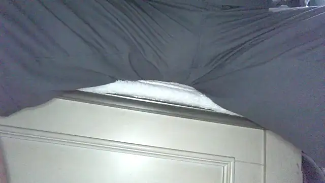 Snapshot of Golden1_Jerk chatting on April 6, 2026, 9:38 pm Golden1 Jerk online show from April 6, 2026, 9:38 pm