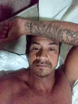 Snapshot of Morales2205 chatting on March 28, 2026, 4:01 am Morales2205 online show from March 28, 2026, 4:01 am