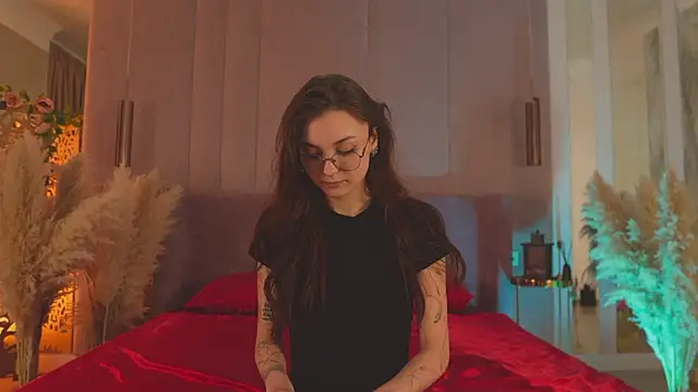 Snapshot of AmeliaKlark_ chatting on April 8, 2026, 1:49 am AmeliaKlark online show from April 8, 2026, 1:49 am