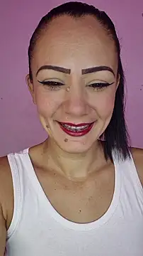 Snapshot of Agatha_22 chatting on April 12, 2026, 12:32 pm Agatha 22 online show from April 12, 2026, 12:32 pm