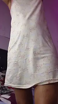 Snapshot of Agatha_22 chatting on April 14, 2026, 2:12 pm Agatha 22 online show from April 14, 2026, 2:12 pm