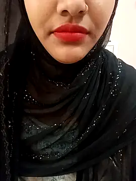 Miss Noor   online show from May 9, 2026, 6:29 am