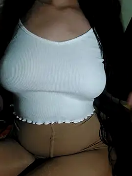 FatinSexy online show from April 2, 2026, 10:51 pm