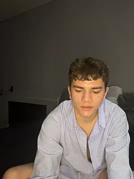 MaxWoolf online show from April 29, 2026, 5:30 pm