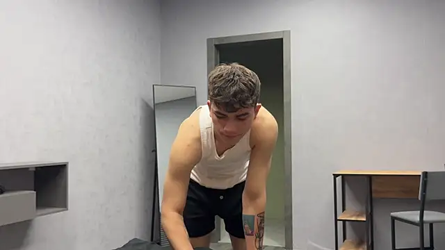MaxWoolf online show from May 11, 2026, 2:45 pm