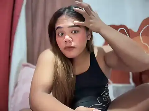 yourhotwild bella online show from April 24, 2026, 12:46 am