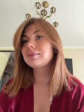 Snapshot of AriaPureTemptation chatting on June 3, 2026, 2:36 am AriaPureTemptation online show from June 3, 2026, 2:36 am