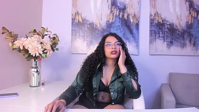 scarlett  2 online show from March 31, 2026, 9:48 pm