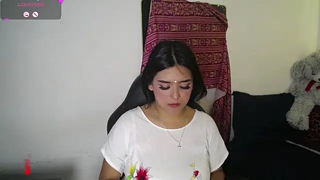 Snapshot of devika_kumar chatting on June 6, 2026, 7:29 pm devika kumar online show from June 6, 2026, 7:29 pm