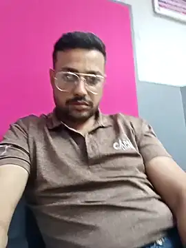 herochoclateboy online show from May 7, 2026, 8:09 am