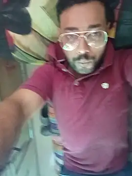 herochoclateboy online show from May 17, 2026, 5:05 am