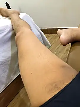 xdam00001 online show from April 6, 2026, 11:33 am