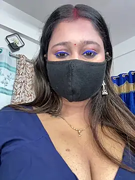 Snapshot of Sweet-Ellina chatting on May 1, 2026, 7:57 am Sweet-Ellina online show from May 1, 2026, 7:57 am