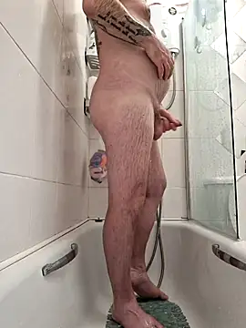 Maralopsari1 online show from April 3, 2026, 10:24 am